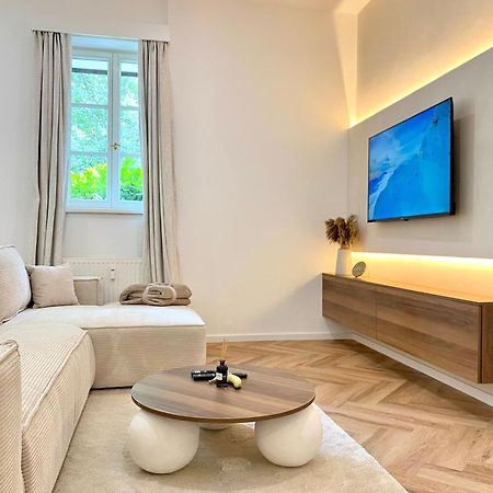Ferienwohnung Loft Am Lech I Rollstuhlgerecht I Tiefgarage I Kueche I Terrasse Füssen Exterior foto